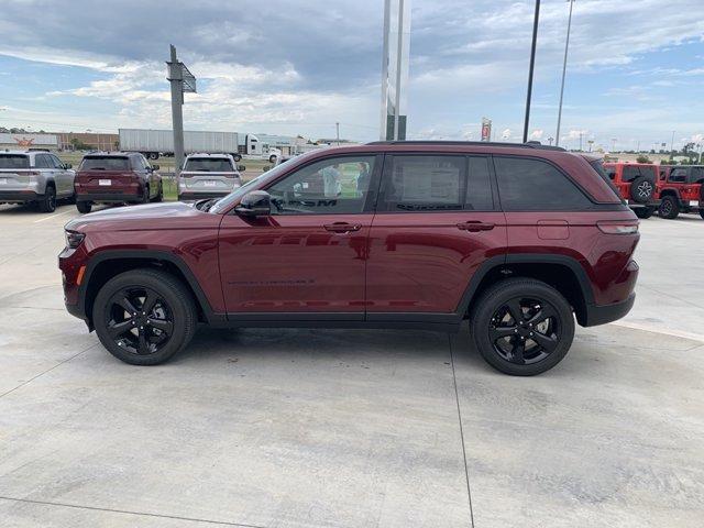 new 2024 Jeep Grand Cherokee car, priced at $40,240