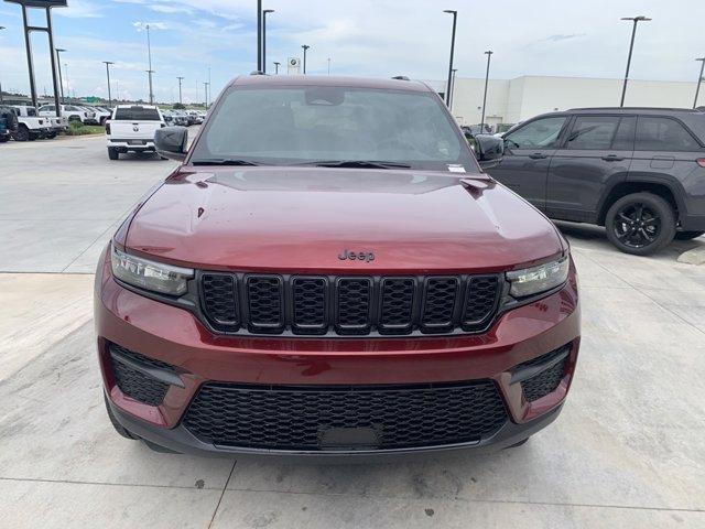 new 2024 Jeep Grand Cherokee car, priced at $40,240