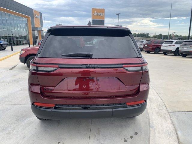 new 2024 Jeep Grand Cherokee car, priced at $40,240