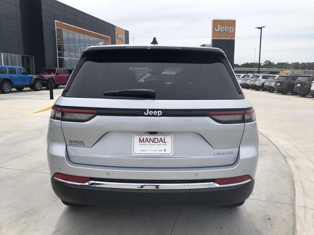 new 2024 Jeep Grand Cherokee car, priced at $40,382