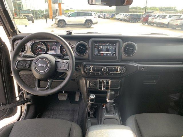 used 2023 Jeep Gladiator car, priced at $32,900