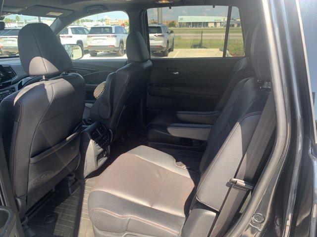 used 2022 Honda Pilot car, priced at $31,397