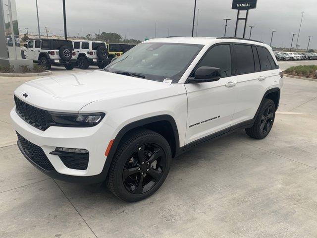 new 2024 Jeep Grand Cherokee car, priced at $41,999