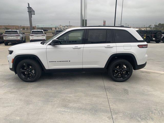 new 2024 Jeep Grand Cherokee car, priced at $41,999