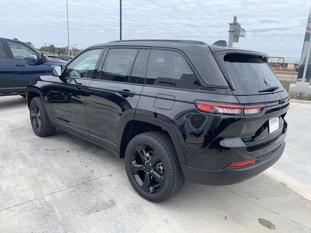 new 2024 Jeep Grand Cherokee car, priced at $42,462