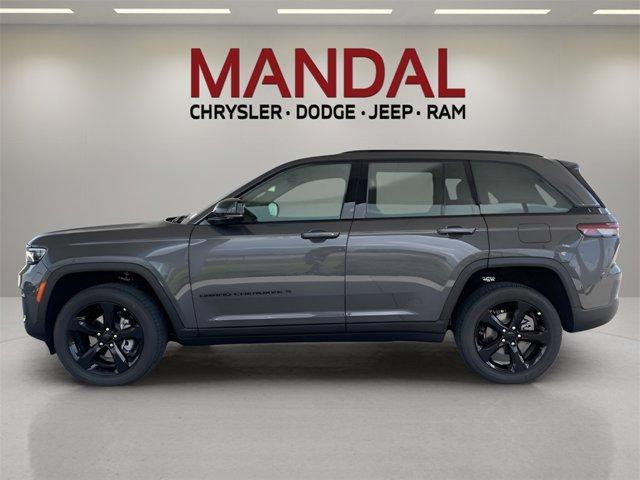 new 2025 Jeep Grand Cherokee car, priced at $40,226