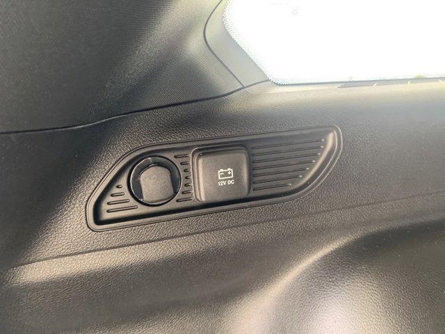 new 2025 Jeep Grand Cherokee car, priced at $40,226