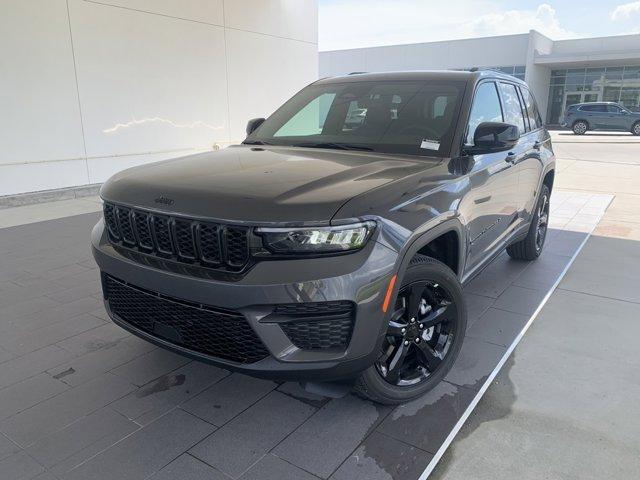 new 2025 Jeep Grand Cherokee car, priced at $40,226