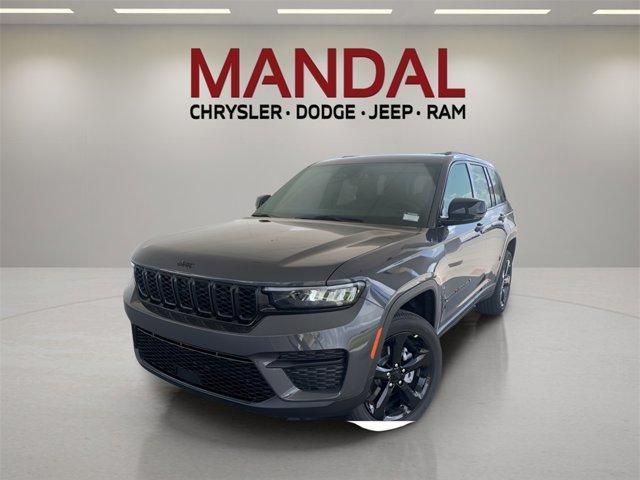 new 2025 Jeep Grand Cherokee car, priced at $40,226