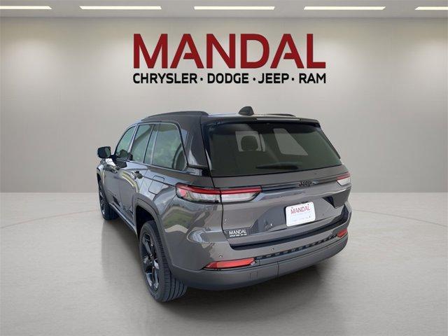 new 2025 Jeep Grand Cherokee car, priced at $40,226