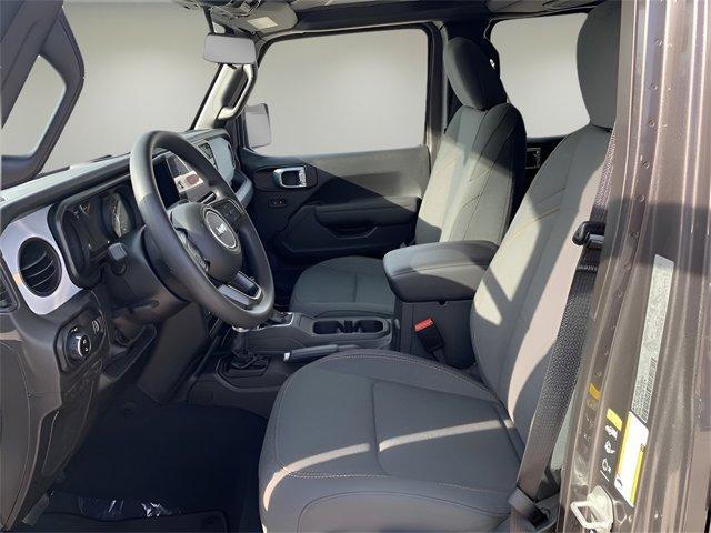 new 2025 Jeep Gladiator car, priced at $39,526