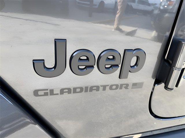 new 2025 Jeep Gladiator car, priced at $39,526