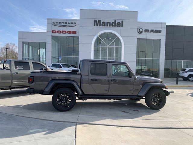 new 2025 Jeep Gladiator car, priced at $39,526