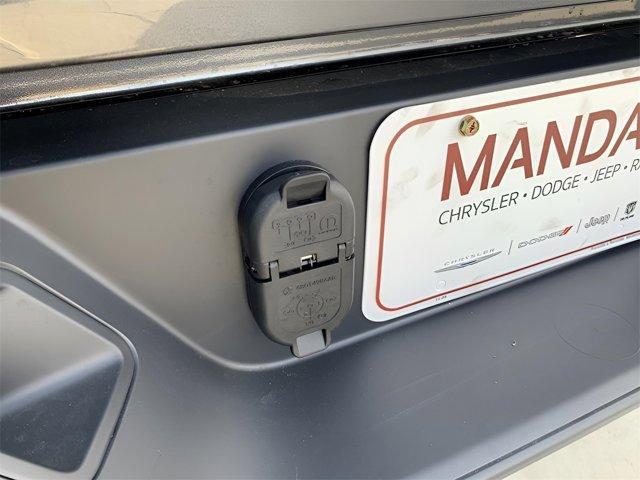 new 2025 Jeep Gladiator car, priced at $39,526