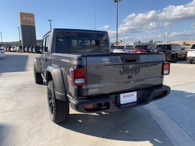 new 2025 Jeep Gladiator car, priced at $38,825