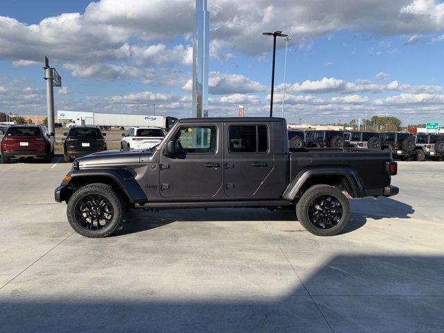 new 2025 Jeep Gladiator car, priced at $38,825