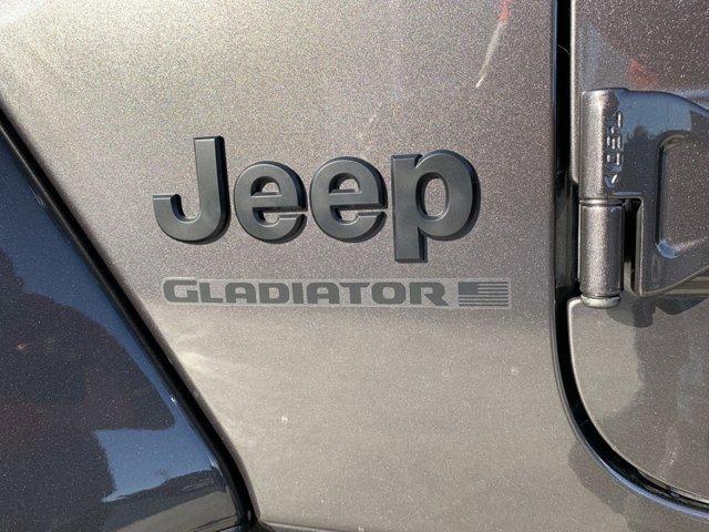 new 2025 Jeep Gladiator car, priced at $38,825