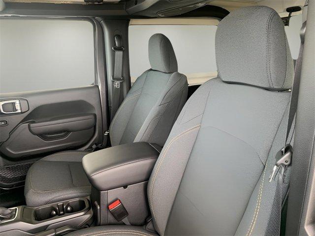 new 2025 Jeep Wrangler car, priced at $40,850