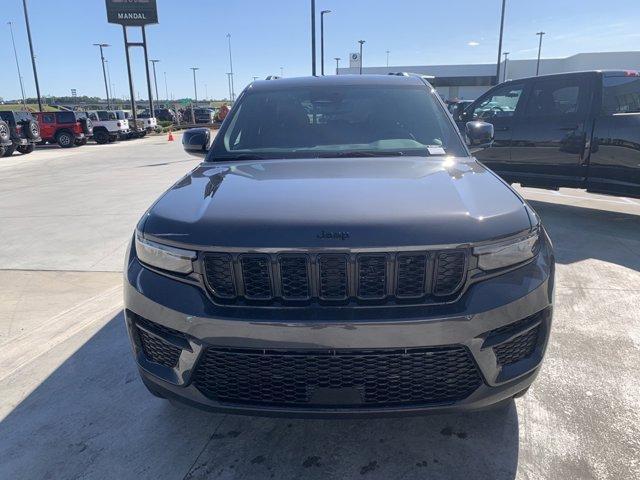 new 2024 Jeep Grand Cherokee car, priced at $40,240