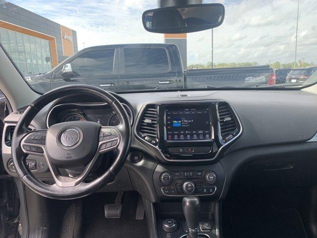 used 2019 Jeep Cherokee car, priced at $18,555