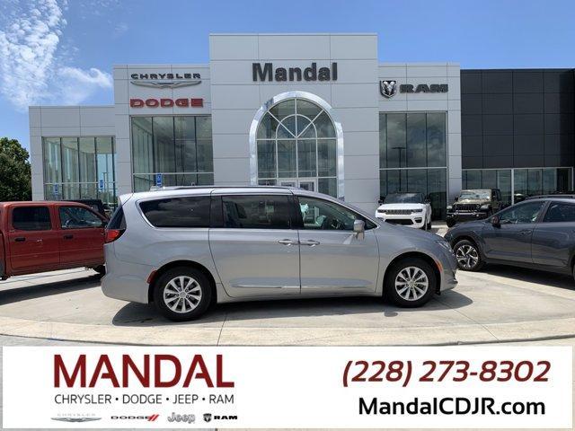used 2018 Chrysler Pacifica car