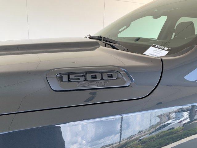 new 2025 Ram 1500 car, priced at $52,573