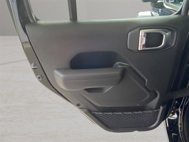 new 2025 Jeep Wrangler car, priced at $41,356