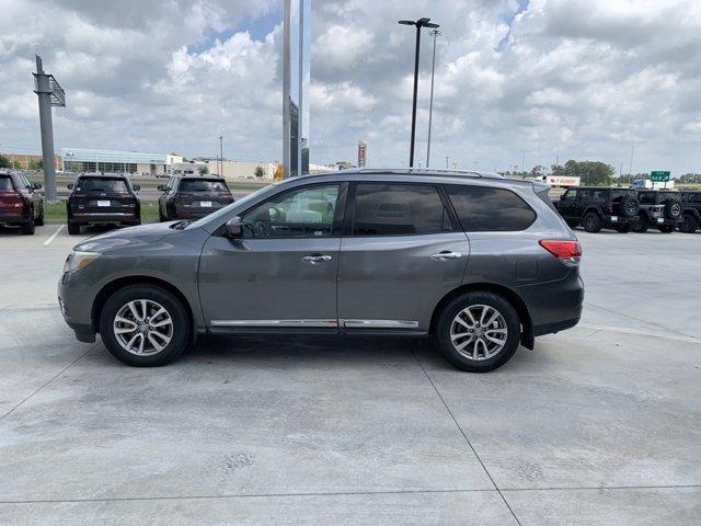 used 2015 Nissan Pathfinder car