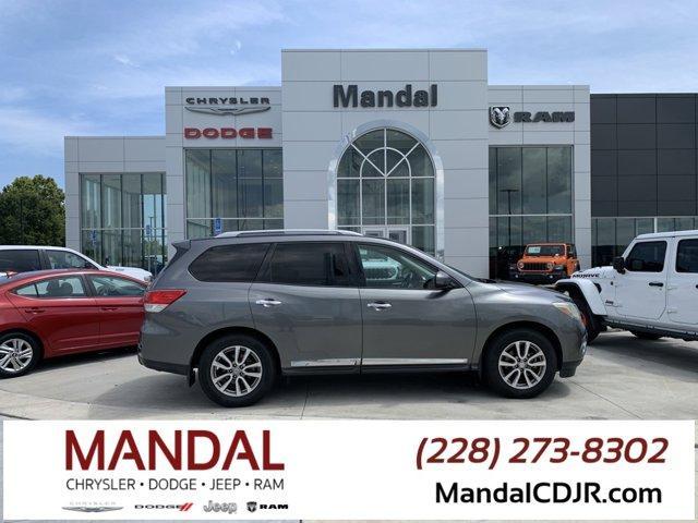 used 2015 Nissan Pathfinder car, priced at $12,000