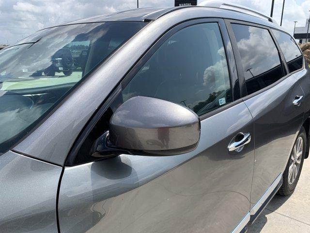 used 2015 Nissan Pathfinder car