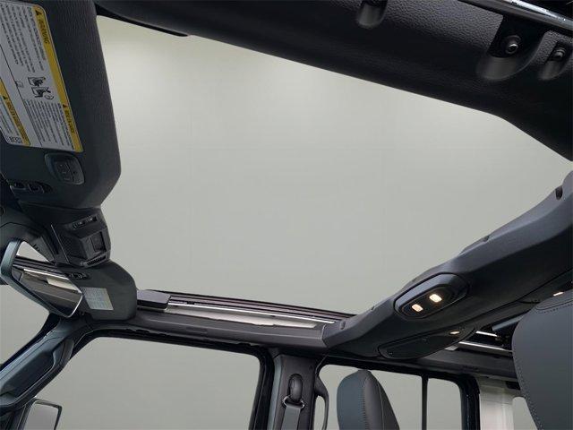new 2025 Jeep Wrangler car, priced at $67,630