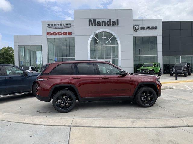new 2025 Jeep Grand Cherokee car, priced at $44,826