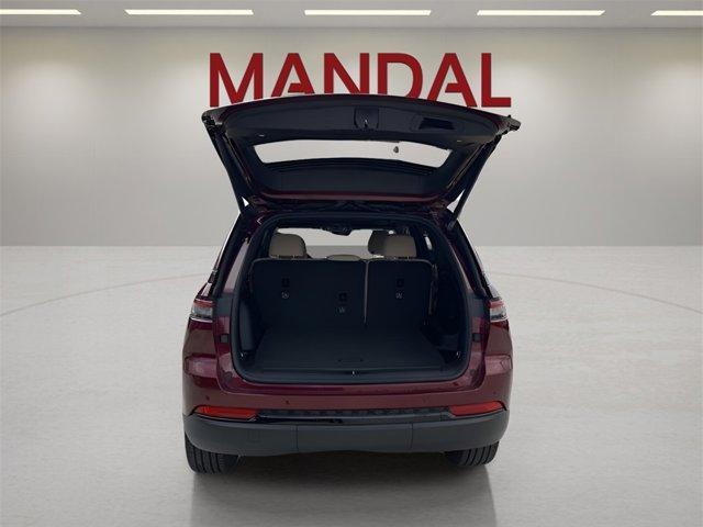 new 2025 Jeep Grand Cherokee car, priced at $44,826