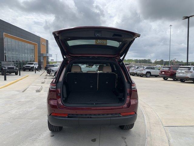 new 2025 Jeep Grand Cherokee car, priced at $44,890