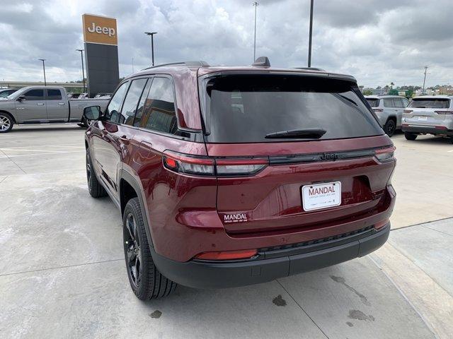 new 2025 Jeep Grand Cherokee car, priced at $44,890