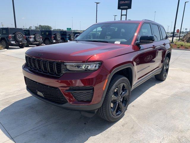 new 2024 Jeep Grand Cherokee car, priced at $40,675