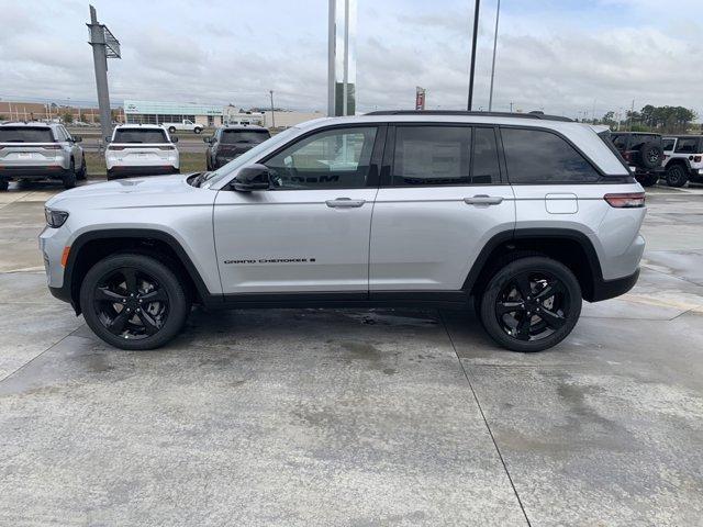 new 2024 Jeep Grand Cherokee car, priced at $41,541