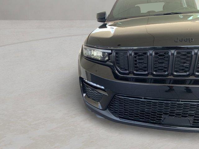 new 2025 Jeep Grand Cherokee car, priced at $44,826