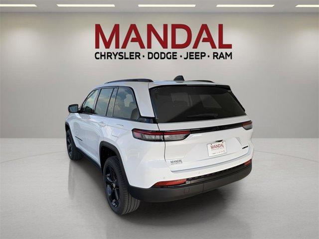 new 2025 Jeep Grand Cherokee car, priced at $45,075