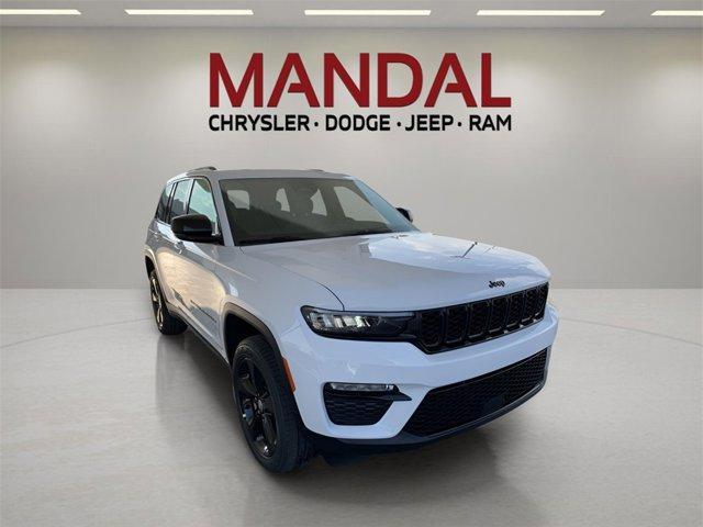 new 2025 Jeep Grand Cherokee car, priced at $45,075