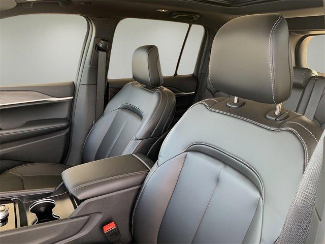 new 2025 Jeep Grand Cherokee car, priced at $45,075