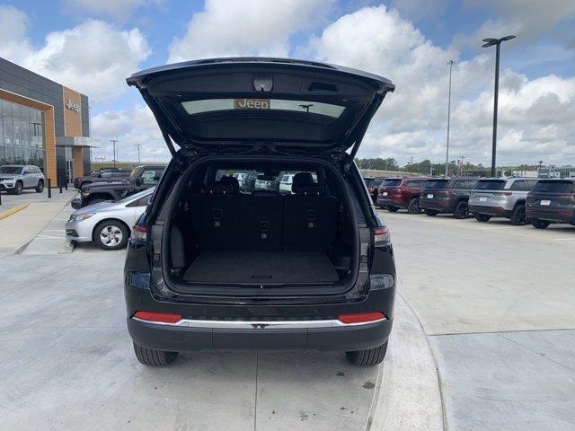 new 2024 Jeep Grand Cherokee car, priced at $40,146