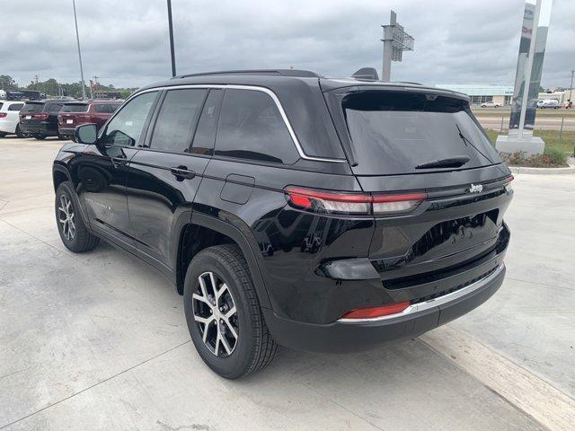 new 2024 Jeep Grand Cherokee car, priced at $42,113