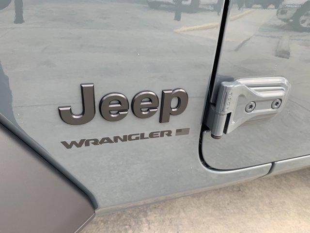 new 2025 Jeep Wrangler car, priced at $33,522