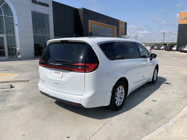 used 2024 Chrysler Pacifica car, priced at $32,500
