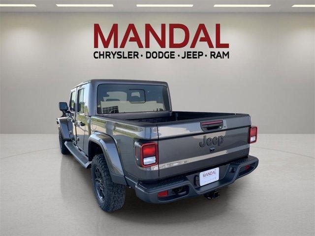 new 2025 Jeep Gladiator car, priced at $47,675