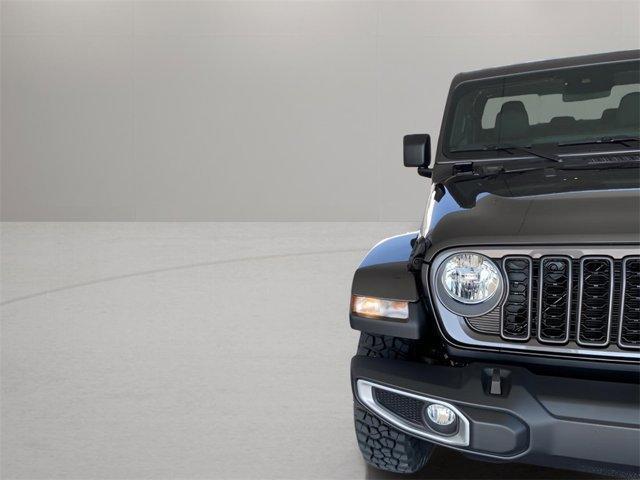 new 2025 Jeep Gladiator car, priced at $47,675