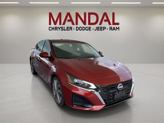 used 2023 Nissan Altima car, priced at $22,700