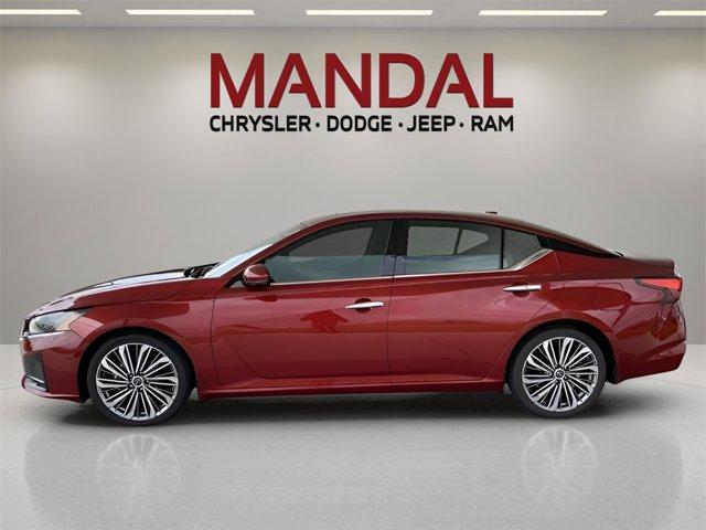 used 2023 Nissan Altima car, priced at $22,700