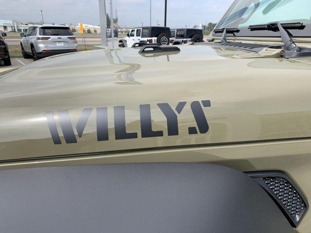 new 2025 Jeep Wrangler car, priced at $44,647